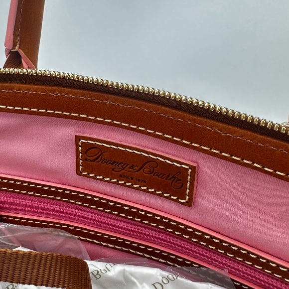 Disney Parks Aristocats Ann Shen Dooney & Bourke Satchel Bag Marie Berlioz (NWT) - Picture 9 of 13